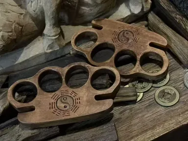 檀木指虎手工作品